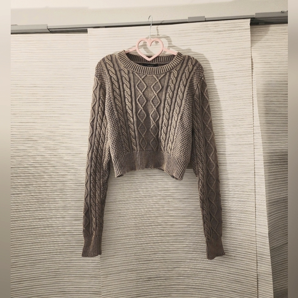 Grey Cropped Sweater - Large